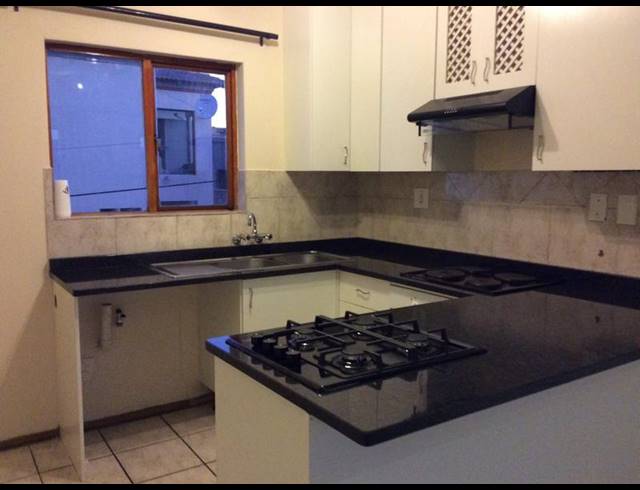 2 BEDROOM PROPERTY TO RENT IN MONDEOR